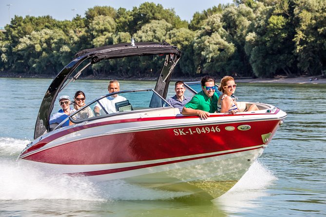 Bratislava by Speedboat - Tour Highlights