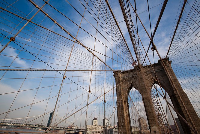 Brooklyn Bridge Photography Tour With NYC Skyline Views - Key Highlights