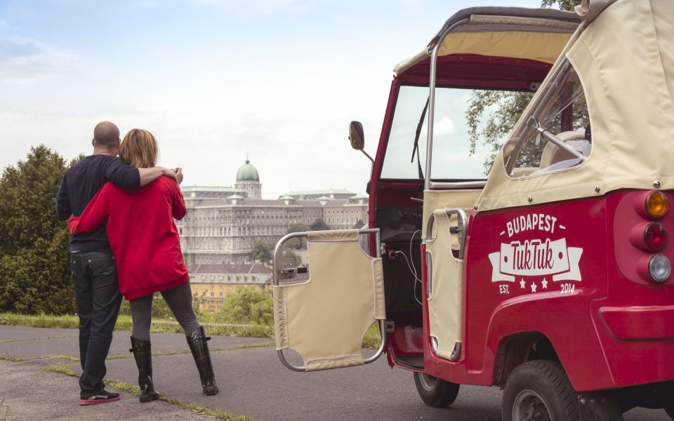 Budapest: 2-Hour Private TukTuk Tour - Experience Highlights