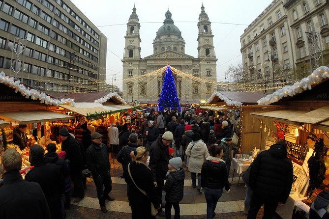Budapest Christmas Walking Tour With Basilica Entry - Reviews and Ratings