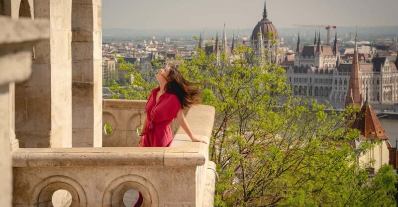Budapest: Fast Private Photoshoot Session With Edited Photos - Pricing Details