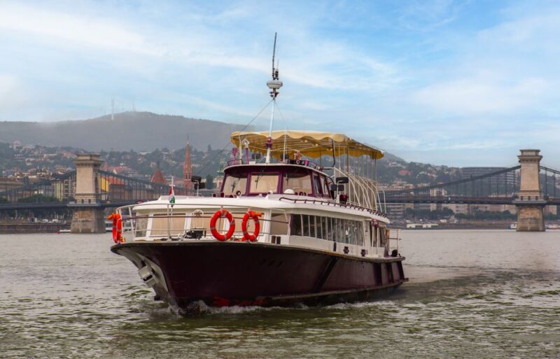 Budapest: Skyline Sightseeing Cruise With Parliament View - Pricing and Booking Details