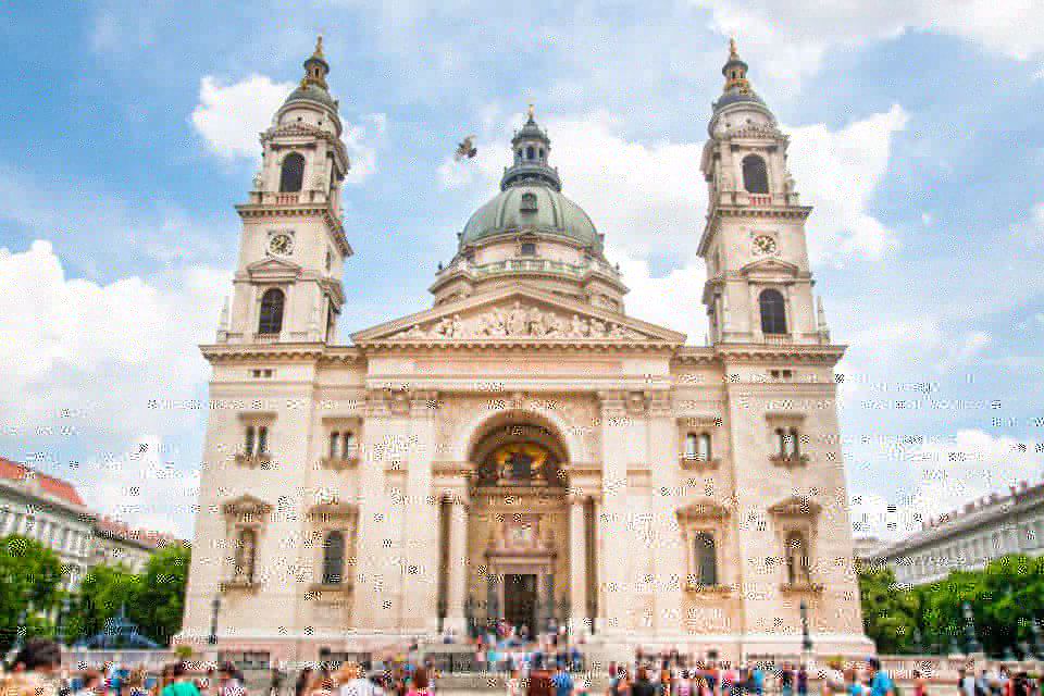 Budapest: St Stephens Basilica Tour - Experience Highlights