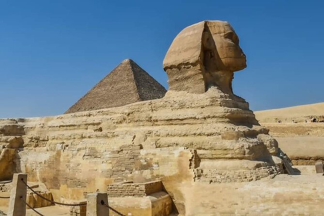 Cairo by Big Bus Full Day From Hurghada (Pyramids-Sphinx-Egyptian Museum-Lunch) - Meal and Refreshments