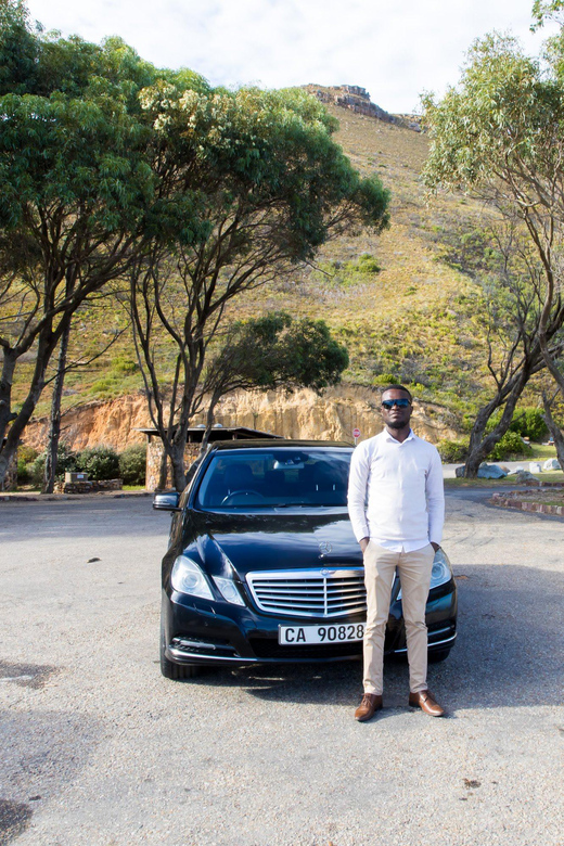 Cape Town: Chauffeur - Chauffeur and Vehicle