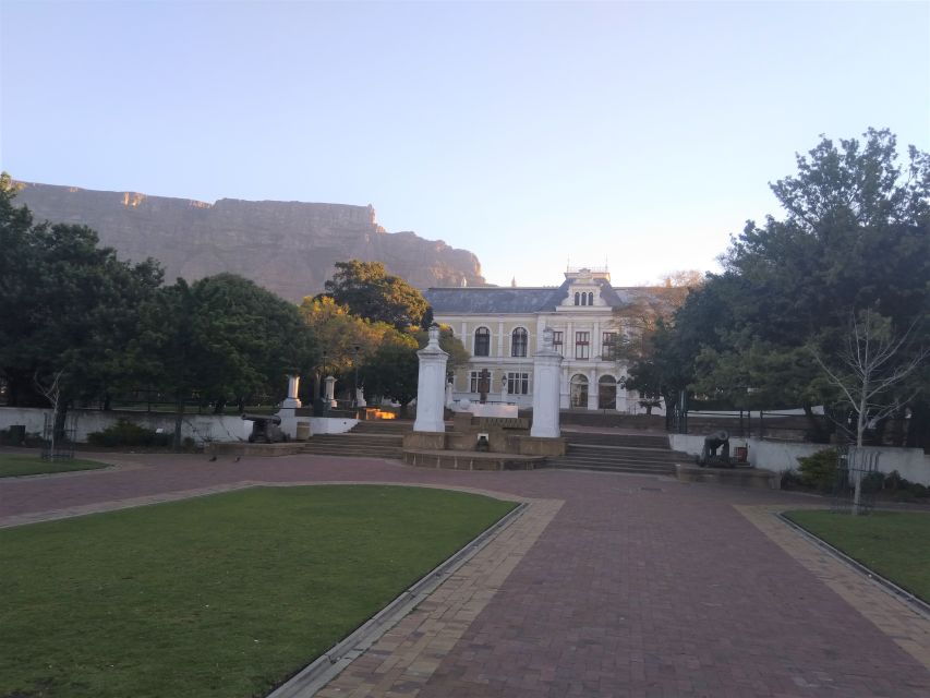 Cape Town: Introductory City Tour by Foot and Minibus - Inclusions and Exclusions