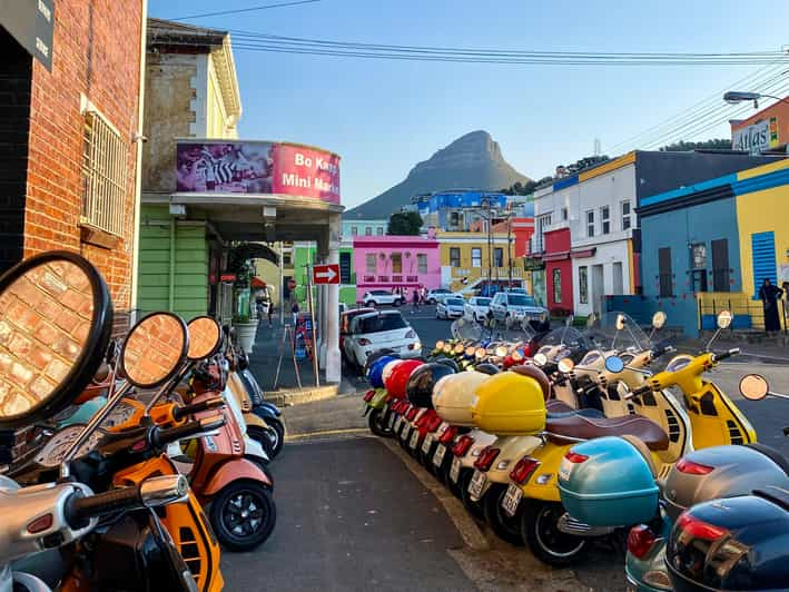 Cape Town: Photo Walk & City Tour - Exploring Bo-Kaap