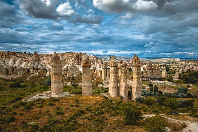 Cappadocia Guided Red Tour With Lunch & Entrance Fees - Exploring the Fairy Chimneys