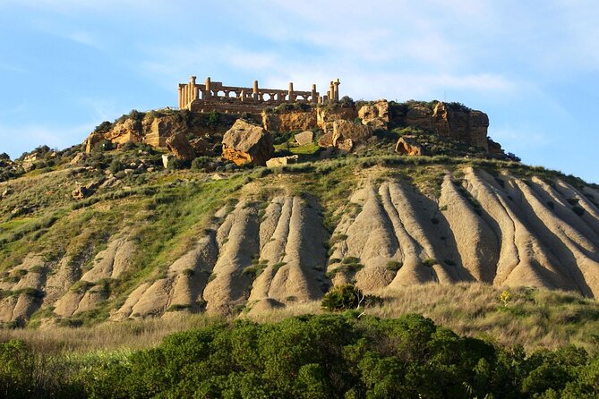 Captivating Agrigento Sunset Tour of Valle Dei Templi - Tour Inclusions and Accessibility