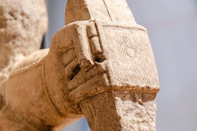 Castello Walking Tour and the Giants of Monte Prama - Discovering the Archaeological Museum