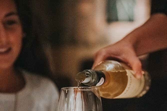 Castillo Viejo Winery Tour and Premium Tasting - Tasting Experience Details