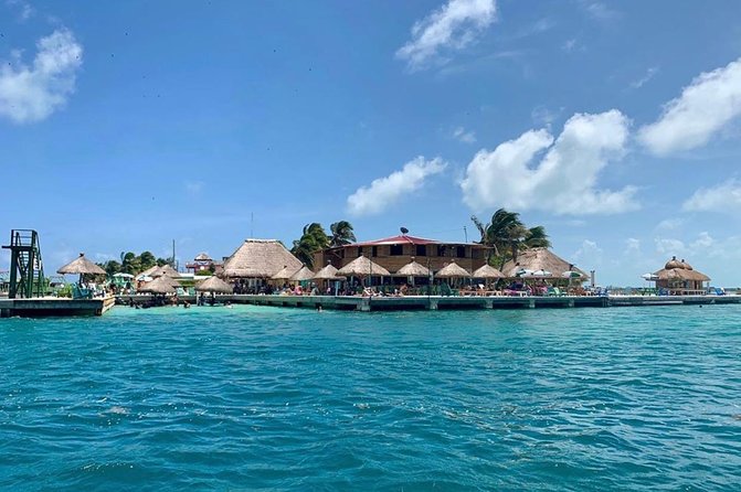 Caye Caulker Split Island Getaway and Tarpon Feeding - Booking and Pickup Details
