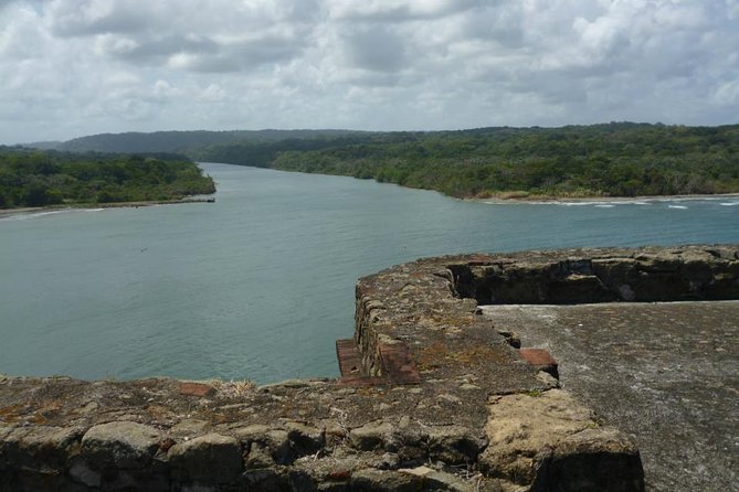 Chagres River Kayak Expedition From Panama City - Crossing the Gatun Locks by Ferry