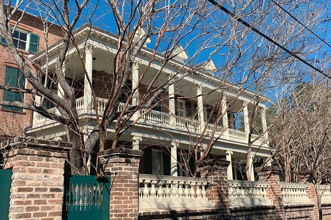 Charleston's Strong Women of the South History Tour - Engaging Storytelling