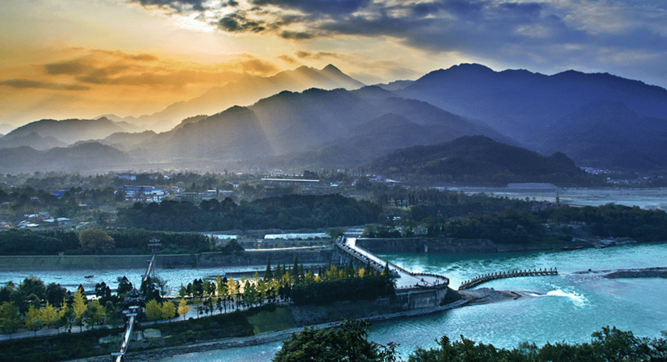 Chengdu Panda and Doujiangyan Irrigation System Private Tour - Doujiangyan Water Culture Square