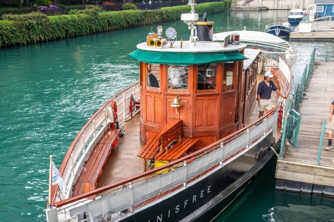 Chicago River Architecture Tour Aboard a Historic Yacht - Architectural Landmarks