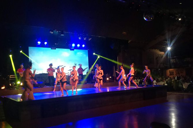 Chilean Folklore Show and Dinner With Private Transport - Included in the Tour