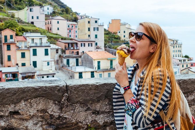 Cinque Terre Walking Tour With Food and Wine Tastings - Discovering Local Culinary Delights