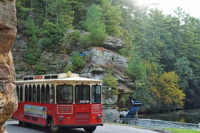 City and History Trolley Tour in Wisconsin Dells - Tour Experience