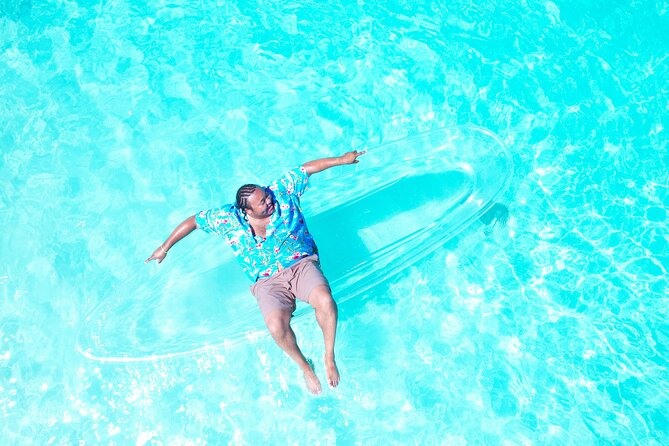 Clear Kayak Photoshoot Turks and Caicos - Meeting and Pickup