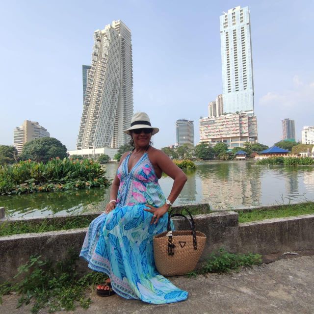 Colombo: Capital of Colombo City Tour By Car or Van - Itinerary Highlights