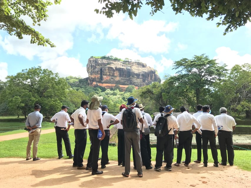 Colombo: Sigiriya & Dambulla Excursion Followed by a Safari - What to Bring