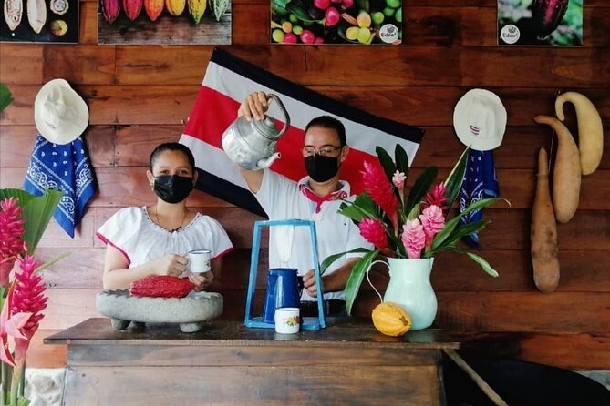 Cooking Class and Sugar Cane Experience - Exploring the Coffee Plantation
