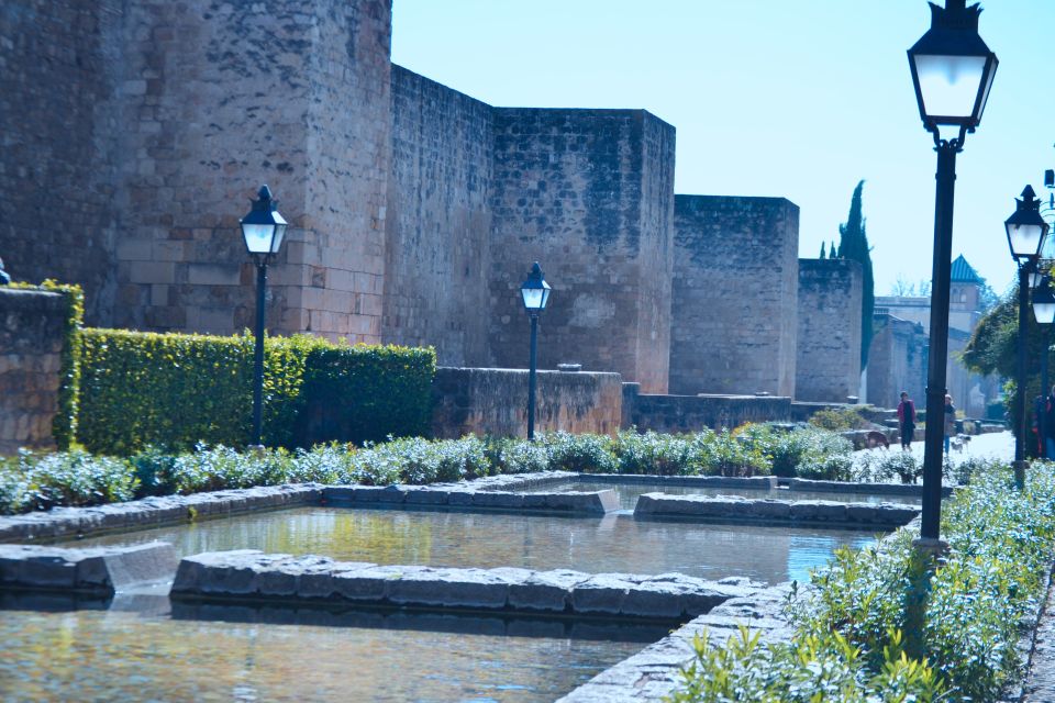 Cordoba: Jewish Quarter Walking Tour - Experience Highlights