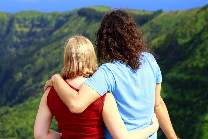 Couples PRIVATE Hybrid 4X4 Tour - Furnas (Inc Hot Springs and 3 Course Lunch) - Pickup and Requirements