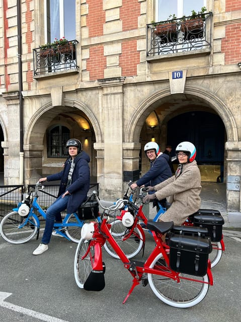 Custom Solex Tour in Paris - Booking Information