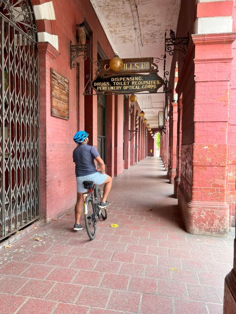 Cycling Through Colombo - Colombos Colonial History