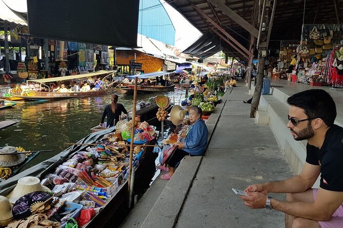 Damnoen Saduak Floating Market & Maeklong Train Market Tour - Meeting Point and Pickup Options