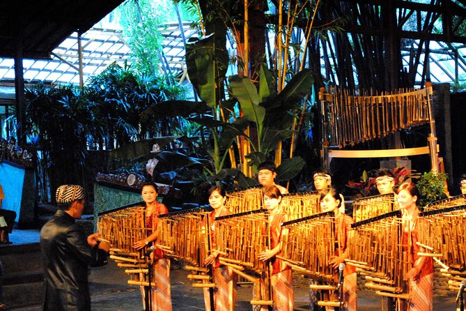 DAY TRIP TO BANDUNG CITY From Jakarta - Itinerary Highlights