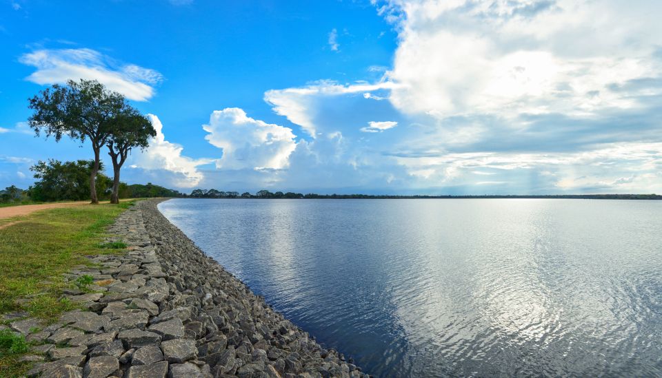 Day Trip to UNESCO City Anuradhapura From Kaluthara - Itinerary Highlights