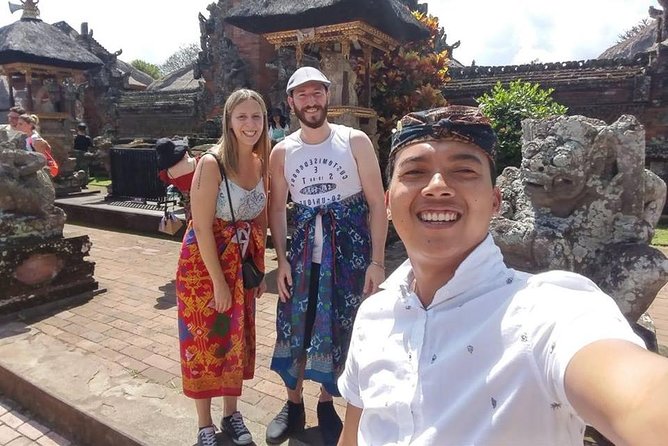 Day Trip: Ubud Monkey Forest, Rice Terrace, Temple and Waterfall - Ubud Monkey Forest Experience