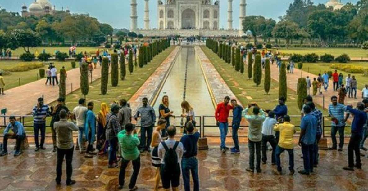 Delhi to Agra: Royal Day Tour - Detailed Itinerary