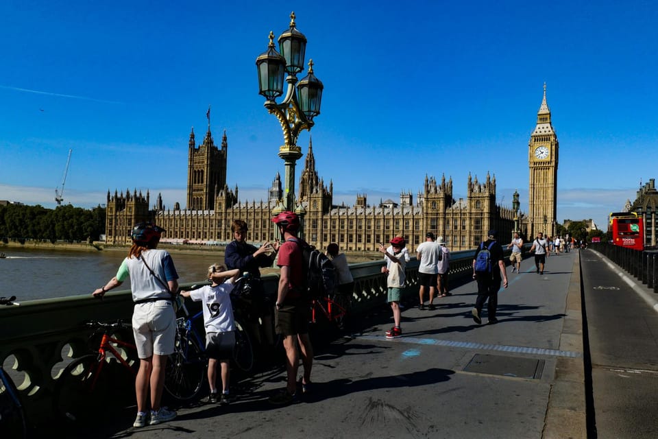 Destination London: E-Bike Tour - Exploring Londons Highlights