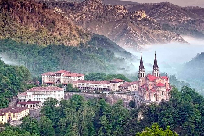 Direct Tour to Covadonga Lakes Picos De Europa From Oviedo - Meeting Point and Pickup