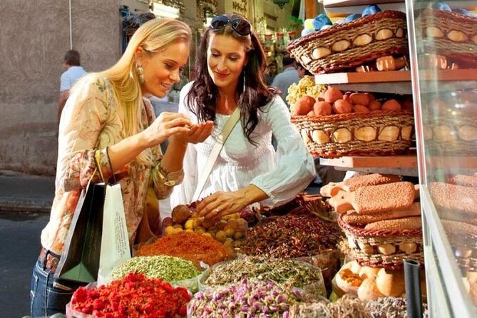 Discover Dubai Old Town,Culture, History,Street Food and Souks - Historical Landmarks