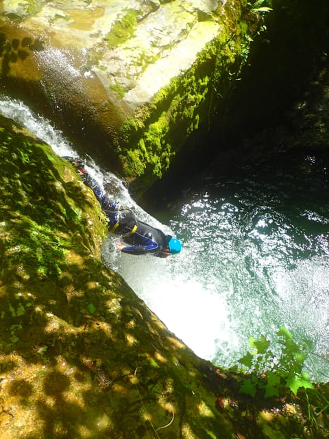 Discovery of The Lower Part Of Ecouges Canyon - Location and Accessibility