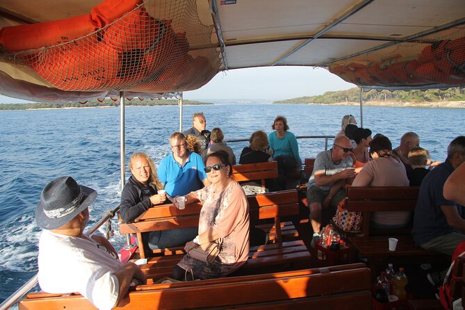 Dolphin Watching Sunset Boat Trip in Pula With Dinner - Dining Options Included