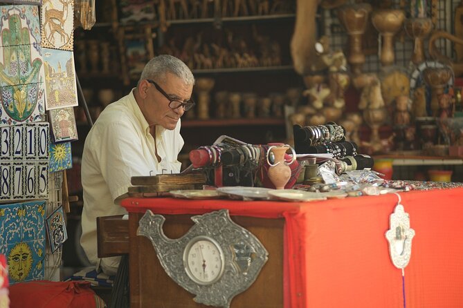 Dubai Cultural Tour With Traditional Lunch: A Modern Glimpse Of The Past . - Included Amenities and Logistics
