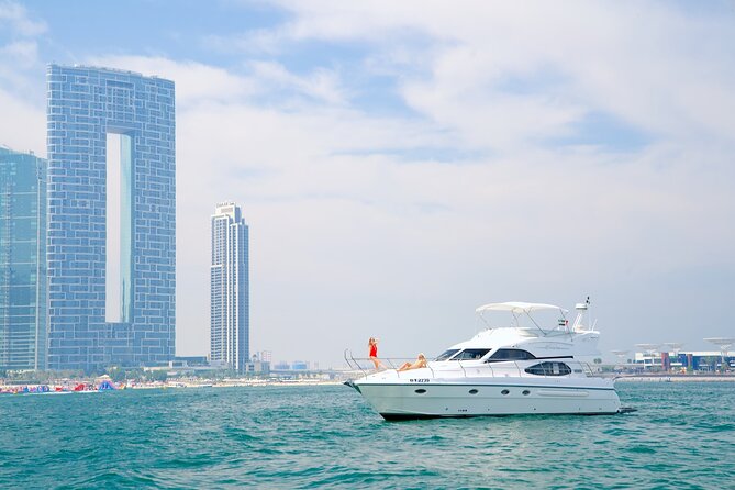 Dubai: Private Luxury Cruise on a Stylish 50FT Yacht. - Key Amenities on Board