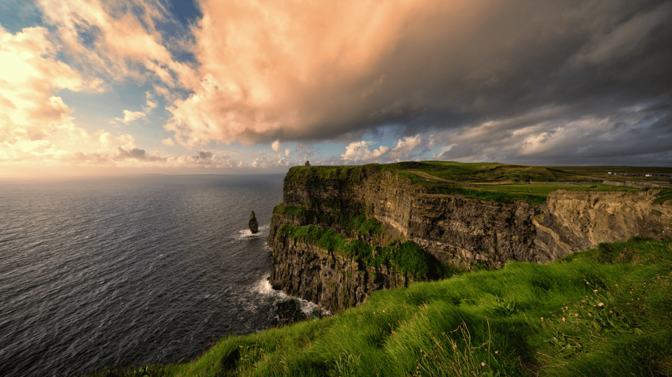 Dublin: Cliffs of Moher, Ennis, & Bunratty Castle Day Tour - Discovering Bunratty Castle