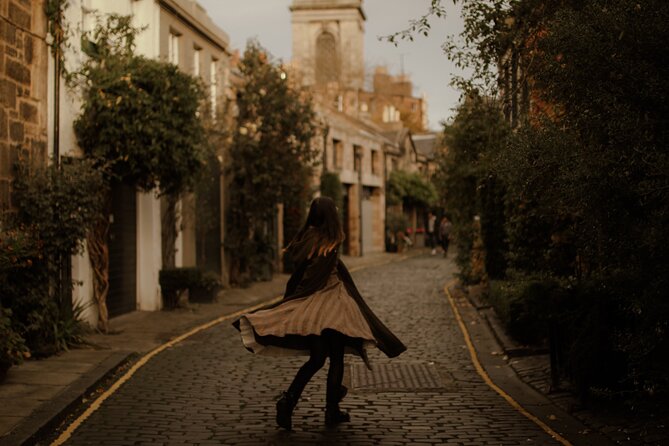 Edinburgh Photo Shoot - Capture Your Memories ! - Tour Details and Accessibility