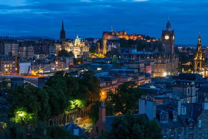 Edinburgh Photography Masterclass - Private Photography Lesson - Exploring Local Landmarks