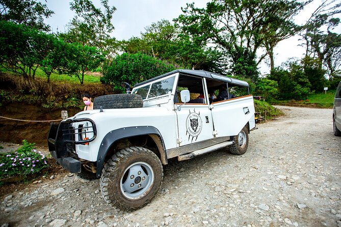 El Tigre Waterfalls Hiking Tour With Lunch and Nature Guide - Meeting and Pickup Information