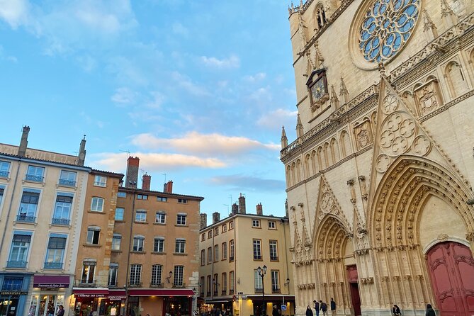 Embark on an Aperitif Journey Through the Old Town - Meeting and End Points