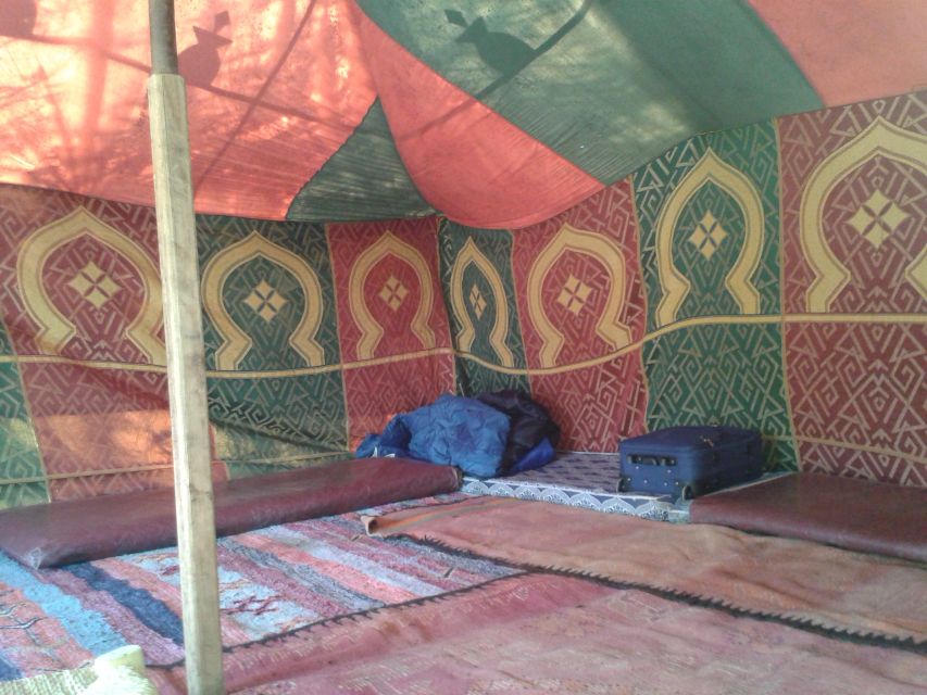 Essaouira: 3-Hour Dromedary Ride and Berber Tent Overnight