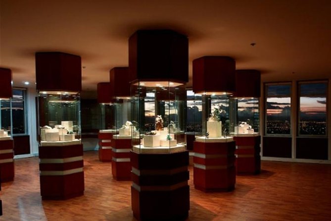 Exclusive Emerald Tour in Bogota - Pickup Information